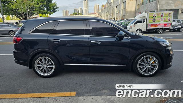 Kia Sorento 2018 — photo 8
