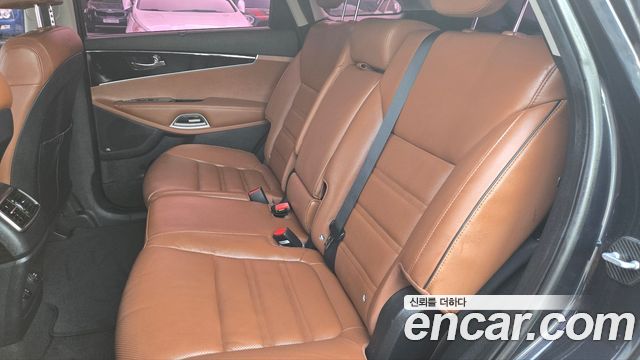 Kia Sorento 2018 — photo 13