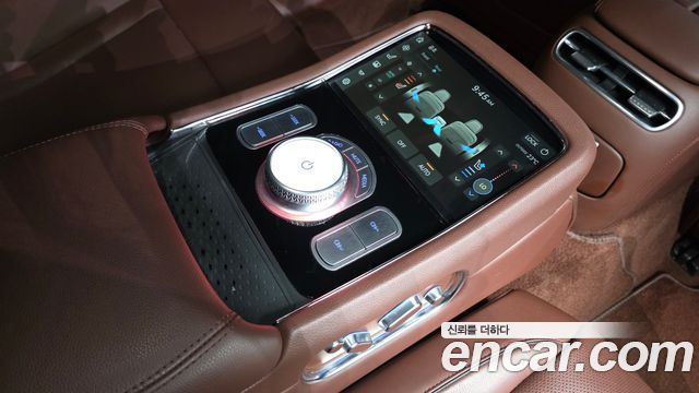 Genesis G90 2022 — photo 19