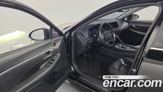Hyundai Sonata 2021 — photo 13