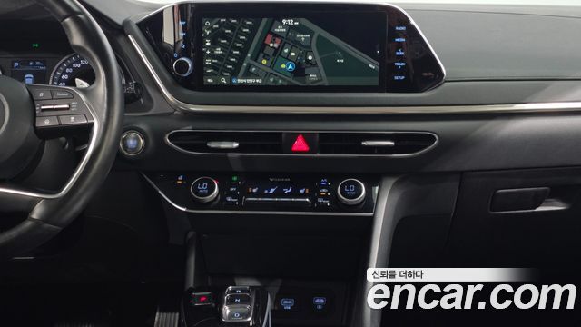 Hyundai Sonata 2021 — photo 19