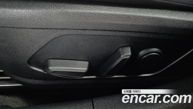 Hyundai Sonata 2021 — photo 31