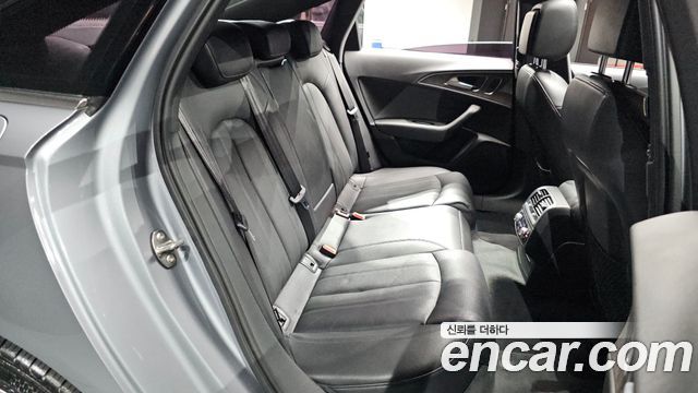Audi A6 2018 — photo 17