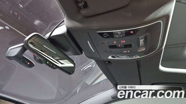 Audi A6 2018 — photo 25