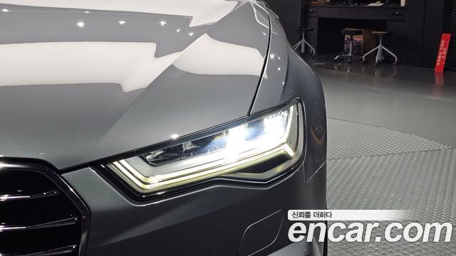 Audi A6 2018 — photo 8