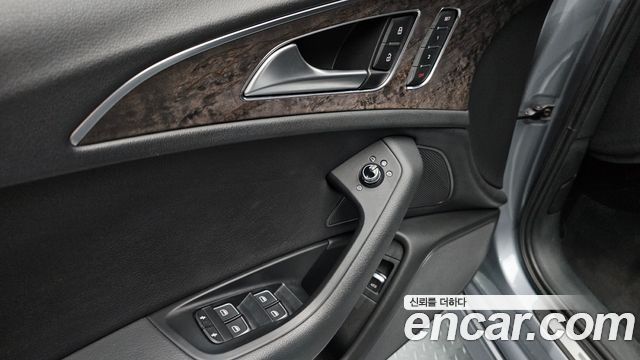 Audi A6 2018 — photo 32