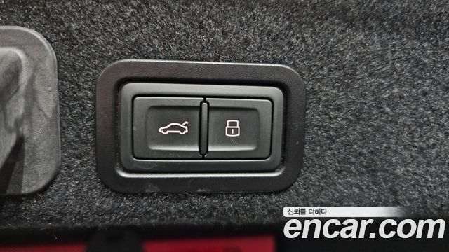 Audi A6 2018 — photo 35