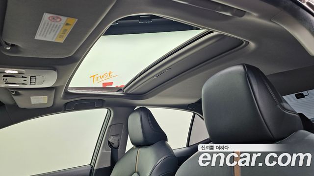Toyota Camry 2018 — photo 18