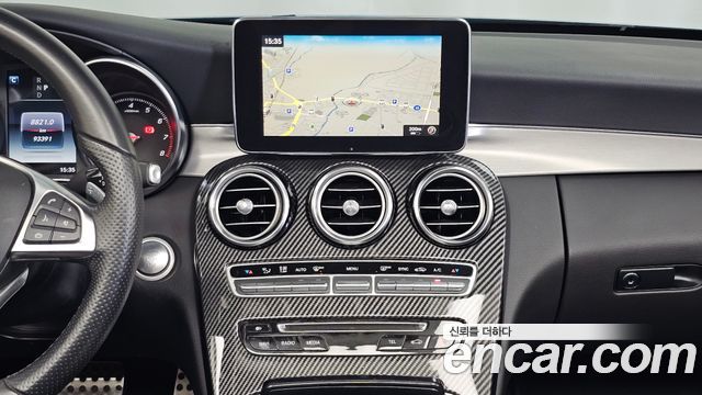 Mercedes-Benz C-Class 2017 — photo 14