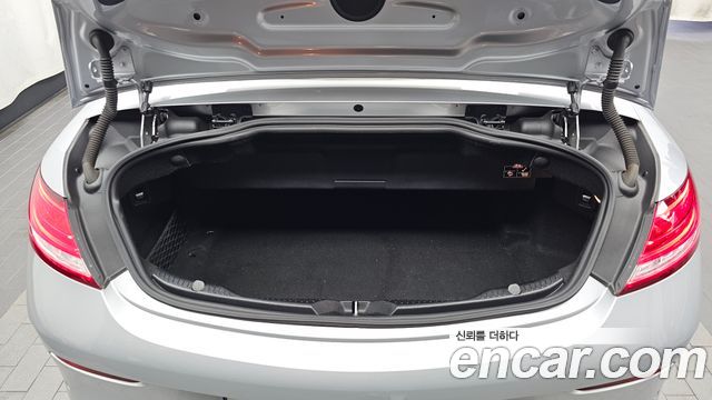 Mercedes-Benz C-Class 2017 — photo 20