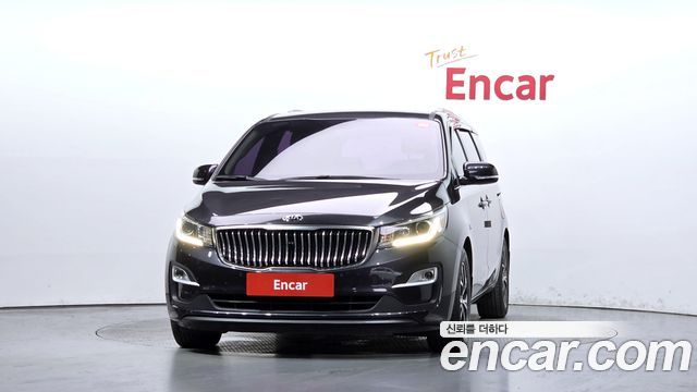 Kia Canival 2019 — photo 3