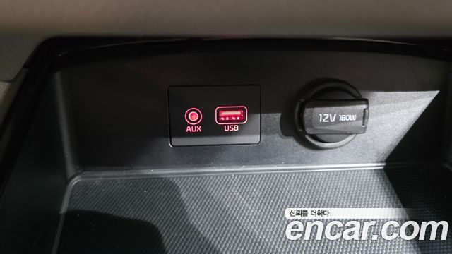 Kia Canival 2019 — photo 17