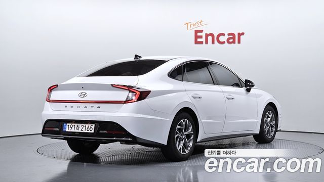 Hyundai Sonata 2022 — photo 2