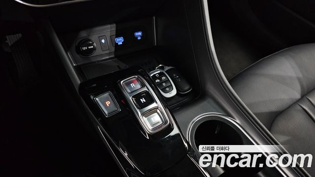 Hyundai Sonata 2022 — photo 9