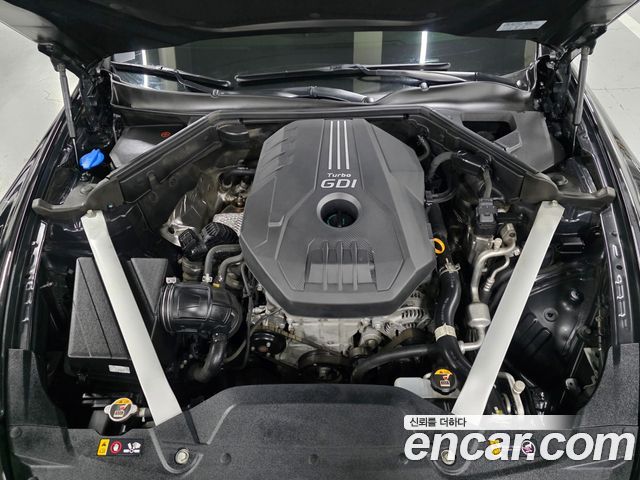 Kia Stinger 2018 — photo 20