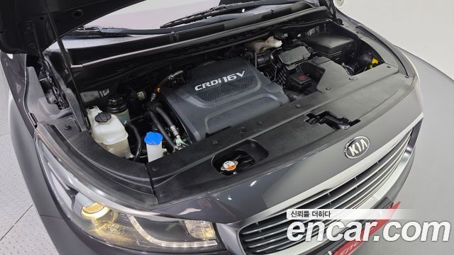 Kia Canival 2016 — photo 6