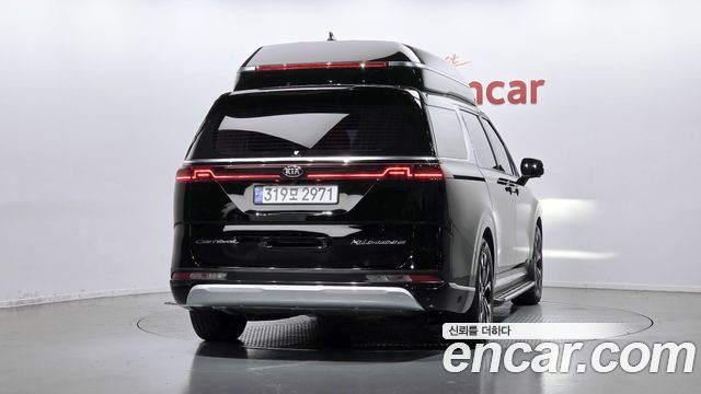 Kia Canival 2021 — photo 4