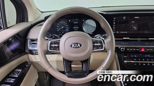 Kia Canival 2021 — photo 20