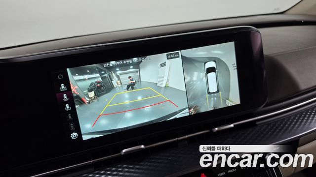 Kia Canival 2021 — photo 21