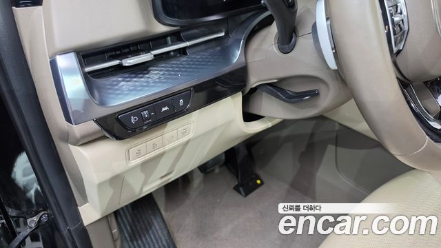 Kia Canival 2021 — photo 24