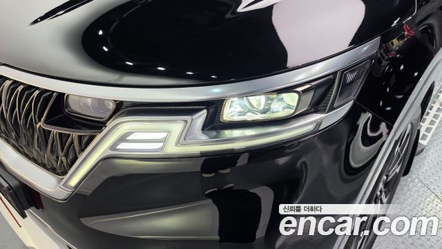Kia Canival 2021 — photo 8