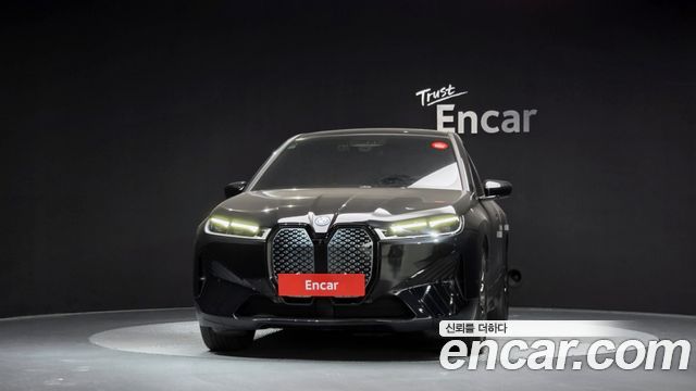 BMW iX 2023 — photo 3