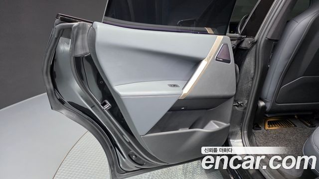 BMW iX 2023 — photo 15