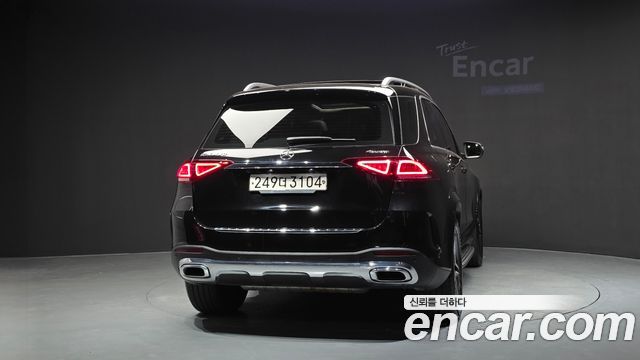 Mercedes-Benz GLE-Class 2020 — photo 4