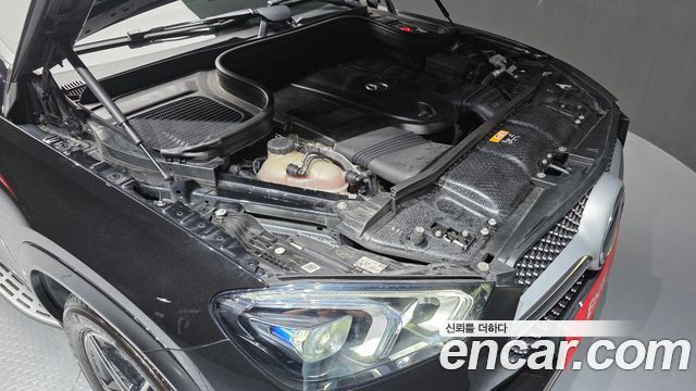 Mercedes-Benz GLE-Class 2020 — photo 6