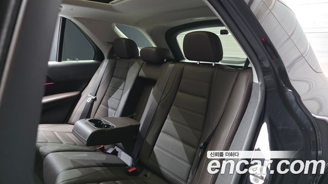 Mercedes-Benz GLE-Class 2020 — photo 18