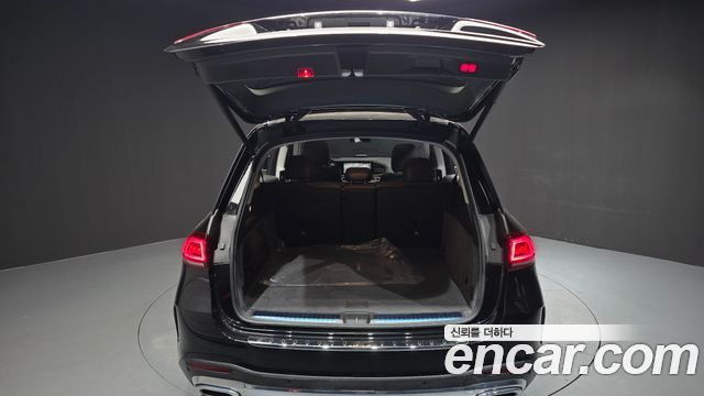 Mercedes-Benz GLE-Class 2020 — photo 23