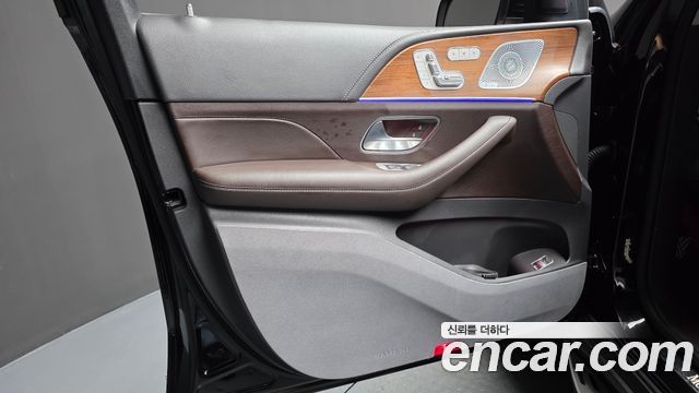 Mercedes-Benz GLE-Class 2020 — photo 14