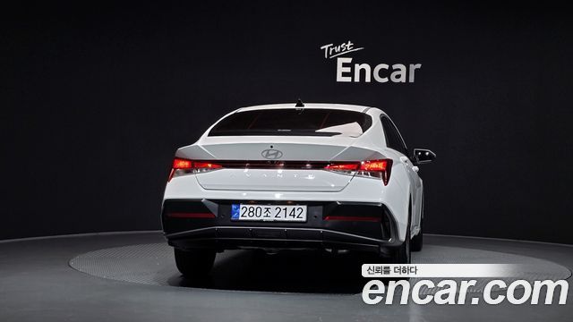 Hyundai AVANTE 2026 — photo 4