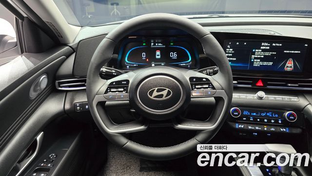 Hyundai AVANTE 2026 — photo 13