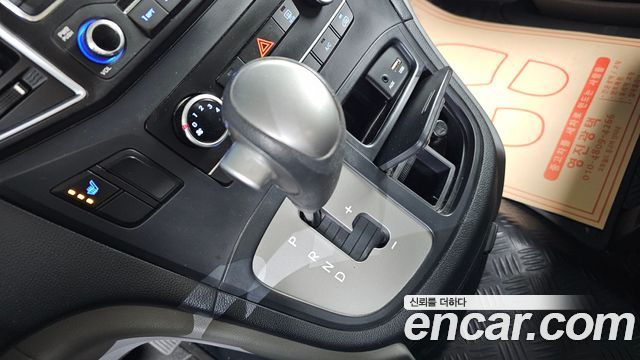 Hyundai Starex 2018 — photo 9