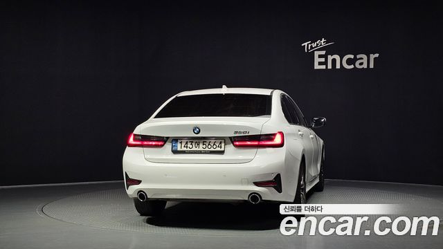 BMW 3-Series 2021 — photo 4
