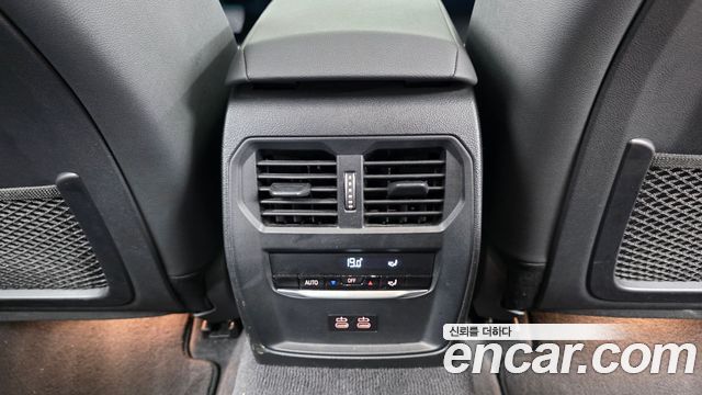 BMW 3-Series 2021 — photo 18