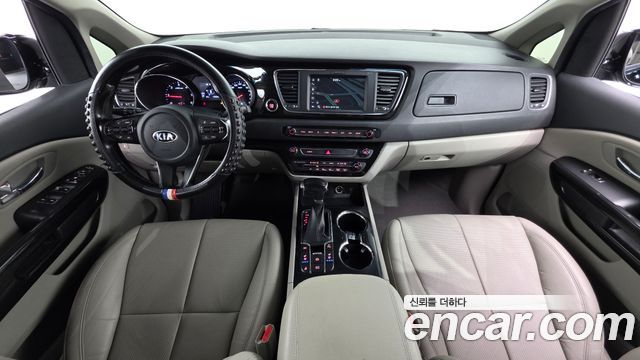 Kia Canival 2019 — photo 7