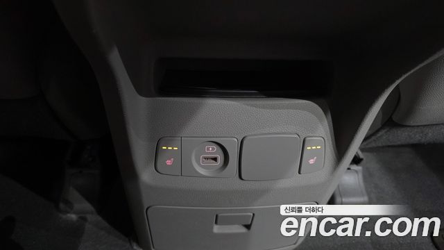 Kia Canival 2019 — photo 18