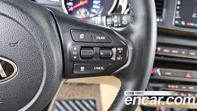 Kia Canival 2019 — photo 21