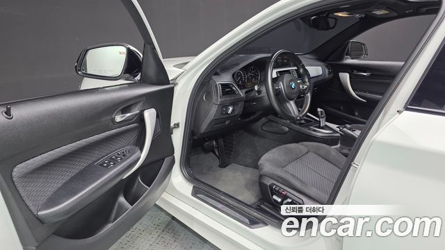 BMW 1-Series 2018 — photo 13