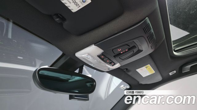 BMW 1-Series 2018 — photo 24