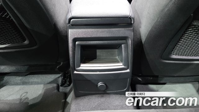 BMW 1-Series 2018 — photo 28
