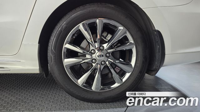 Kia Canival 2019 — photo 7