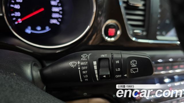 Kia Canival 2019 — photo 30