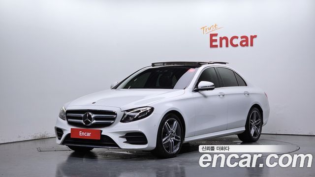 Mercedes-Benz E-Class 2020 — photo 1
