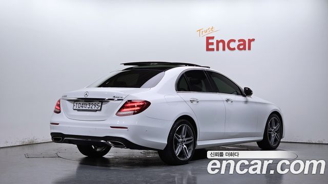 Mercedes-Benz E-Class 2020 — photo 2