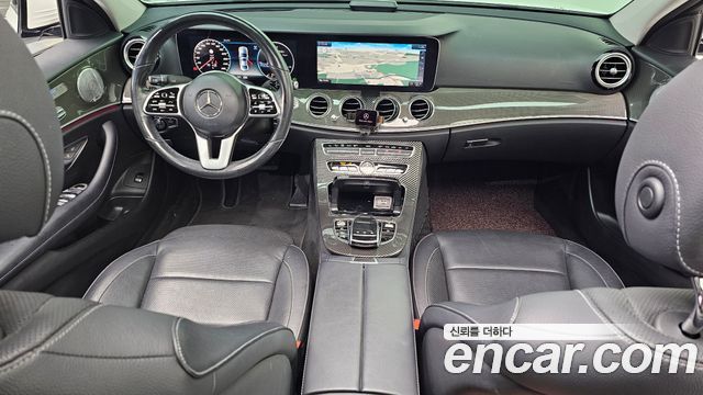 Mercedes-Benz E-Class 2020 — photo 7
