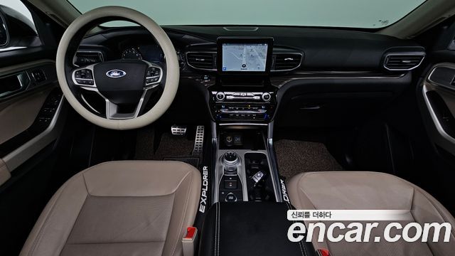 Ford Explorer 2021 — photo 10