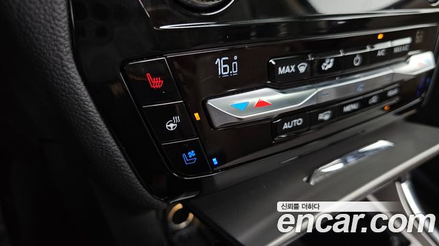 Ford Explorer 2021 — photo 28